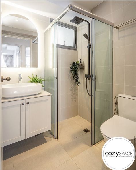 Small Corner Ensuite Ideas, Small Bathroom Ideas 4m2, Small Shower Enclosure, Corner Shower Ideas Bathroom, Small Bathroom With Corner Shower Ideas, Small Corner Shower Ideas, Corner Shower Ideas For Small Bathrooms, Corner Showers For Small Bathrooms, Small Bathroom Layout Ideas