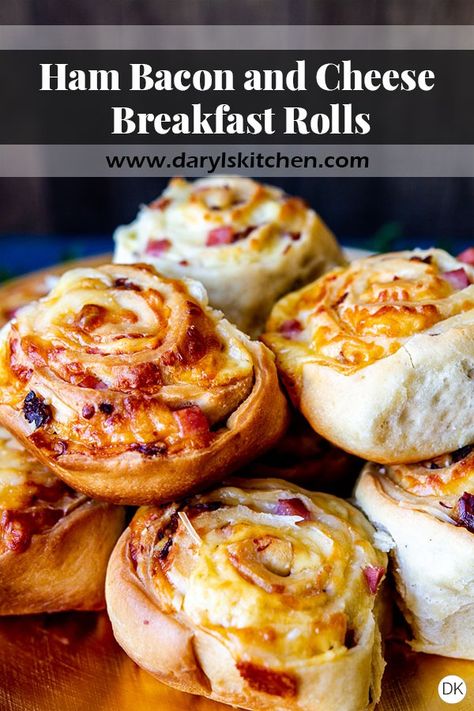 Savory Breakfast Buns, Cinnamon Roll Bacon Egg And Cheese, Savory Rolls Breakfast, Breakfast Rolls Savory, Savory Breakfast Rolls, Savory Breakfast Pastry, Savory Breakfast Pastries, Bakery Breakfast Ideas, Savory Cinnamon Rolls