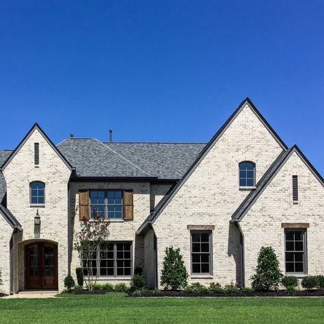 Custom Brick Homes, Painted Cream Brick House, Dover White Brick Exterior, Light Colored Brick Homes, Cream Brick And Stone Exterior, Myrtle Sand Brick, General Shale Brick Colors, White Stone And Brick House Exterior, Exterior Stone And Brick Combinations