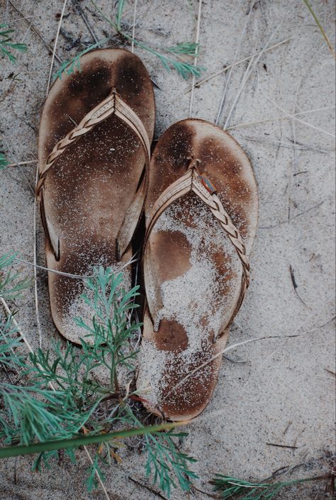 Some very loved Rainbow Flip flops Beach Flip Flops Aesthetic, Flip Flops Aesthetic, Rainbow Flip Flops, Summer Flip Flops, Beach Flip Flops, Glass Slipper, Beach Aesthetic, Summer Aesthetic, Beach Life