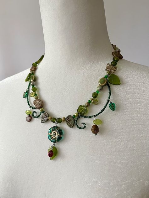 Forest Flower Vines Necklace, Cottagecore, Jewelry, Necklace, Grunge, Fairycore, Costume - Etsy Grunge Fairycore Jewelry, Forest Fairy Necklace, Fairy Grunge Necklace Diy, Fairy Costume Jewelry, Nature Inspired Necklace, Hozier Jewelry, Fairycore Jewelry Diy, Dark Cottagecore Jewelry, Cottage Core Necklace