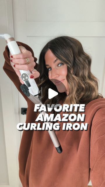 Jen Reed on Instagram: "My FAVORITE curling iron from Amazon!✨ I’m using the 3/4” barrel here, but I also have the 1 inch, which is great for looser curls. // 👉🏼Comment HAIR and I’ll send this straight to your DMs! Also available in my bio! // #hair #curlingiron #hairtutorial #amazon #affordable" Straightener Curls Tutorial, Tiny Curling Iron Curls, Curling Iron Size Guide, Jen Reed, Revlon Curling Iron, 1 Inch Curling Iron, Barrel Curling Iron, Barrel Curls, Curling Iron Hairstyles