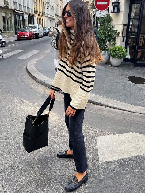 Toteme Sweater Outfit, Celine Sangle Bag Outfit, Celine Loafers Outfit, Totême Outfit, Celine Sangle Bag, Toteme Bag, French Fall Fashion, Celine Loafers, Toteme Sweater