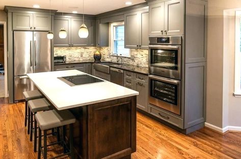 10x10 Kitchen Layout, L Shape Kitchen Layout, Small L Shaped Kitchens, Small Kitchen Design Layout, L Shaped Kitchen Designs, 10x10 Kitchen, 3d Kitchen Design, Kitchen Layouts With Island, Kitchen Cabinet Layout