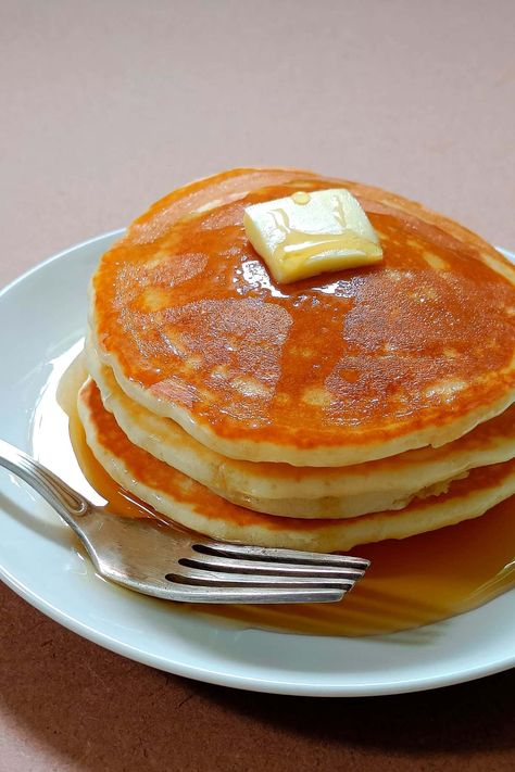 Mcdonald’s Pancakes Recipe, Mcdonalds Pancake Recipe, Mcdonald's Pancake Recipe, Stovetop Griddle, Copycat Mcdonalds, Mcdonalds Pancakes, Mcdonalds Recipes, Parachute Games, Easy Homemade Pancakes