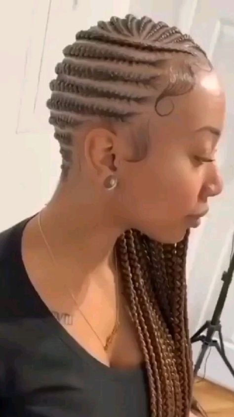 lemonade braids for black hair 😍 | Hair styles, Natural hair styles, Lemonade braids hairstyles Zig Zag Lemonade Braids, Corn Roll Hairstyles For Black Women, Med Lemonade Braids, Braided Hairstyles To The Scalp, Side Cornrows With Box Braids, Canerows Hairstyles, Fast Braiding Hairstyles For Black Hair, Crownrows Braids Style Women, Braids To The Side For Black Women