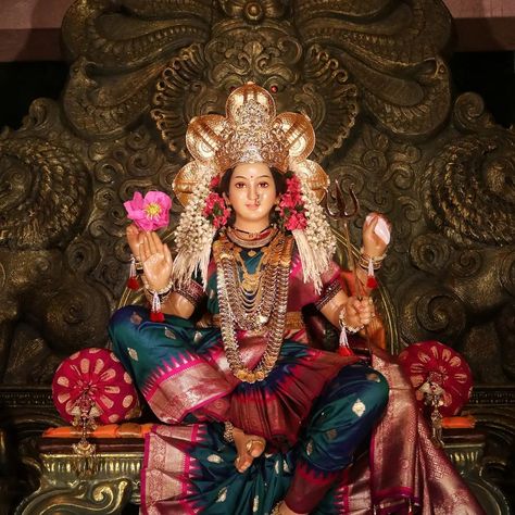 Durga Maa Wallpaper, Jay Maa Durga, Maa Durga Hd Wallpaper, Mata Video, Durga Photo, Maa Durga Photo, Ganesh Ji Images, Maa Durga Image, Durga Mantra