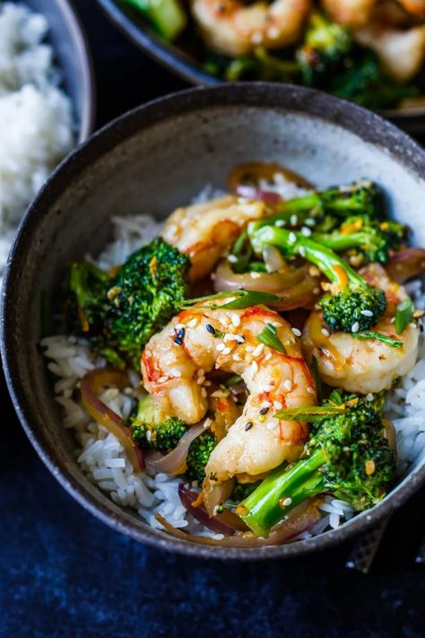 Shrimp Stir fry | Feasting At Home Orange Ginger Sauce, Stir Fry With Broccoli, Stir Fry Shrimp Recipes, Stir Fry Ingredients, Shrimp Stir Fry, Shrimp And Broccoli, Broccoli Stir Fry, Ginger Sauce, Crispy Tofu