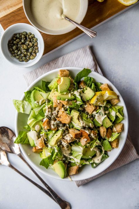 Vegan Cesar Salad, Vegan Caesar Salad Dressing, Caesar Salad Dressing Recipe, Chicken Caesar Salad Recipe, Vegan Caesar Salad, Vegan Caesar, Resep Salad, Caesar Salad Dressing, Caesar Salad Recipe