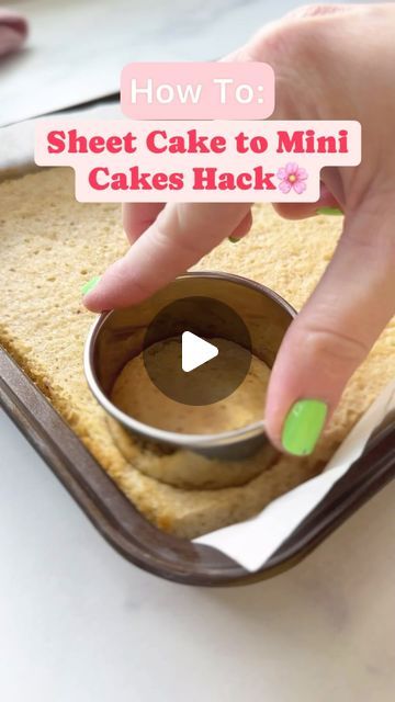 How To Cake It | Baking Inspo, Recipes & Tips on Instagram: "Spring Baking Hack! Easily transform a simple sheet cake into beautiful floral mini cakes 🌸  Comment "🌸" or "Flowers" for the full recipe DM'd to you, otherwise keep scrolling for some deets! ⬇️   Spring is officially here and we want this new season to be  ALL about "simplifying" our lives...We want to do more , with less. We want to "WOW" in the quickest and easiest way possible. And this fun and simple hack from our tiny baking queen @sugarpusher is the perfect start.   Ingredients and Tools  All you need is a simple sheet cake (homemade or store bought) a circle cutter, an icing spatula,  some buttercream or frosting of your choice, green floral tape and food safe flowers.  Instructions:   1. Cut out cake circles from your Simple Sheet Cake, Tiny Baking, Baking Hack, Funfetti Cake Mix, Spring Baking, Cake Homemade, Tiny Cakes, Cake Hacks, Store Bought Cake