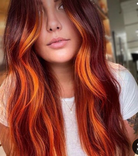 Halloween Hair Color Ideas, Halloween Hair Color, Cheveux Oranges, Red Hair Trends, Inner Witch, Ginger Hair Color, Hair Color And Cut, Halloween Hair, Red Hair Color