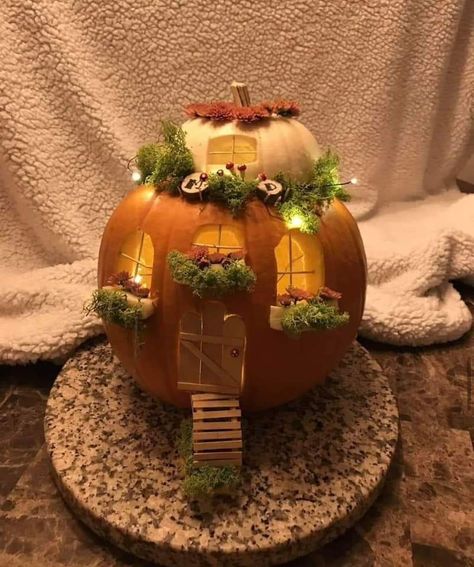 Carved Pumpkin House Ideas, Pumpkin Carving Ideas Fairy House, Woodland Pumpkin Carving, Pumpkin Cottage Carving, Fairy Cottage Pumpkin, Pumpkin Carving Ideas Cottagecore, Pumpkin House Carving Ideas, Cottage Pumpkin Carving, Cottage Core Pumpkin Carving