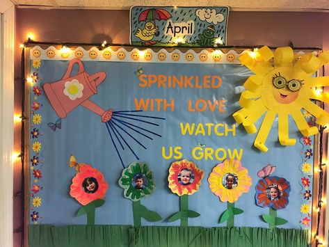 Spring Bulletin Board Plant Bulletin Board Ideas, Bulletin Board Ideas For Kindergarten, Plant Bulletin Board, Spring Bulletin Boards Preschool, Infant Bulletin Board, Garden Bulletin Boards, Daycare Bulletin Boards, Toddler Bulletin Boards, Garden Theme Classroom