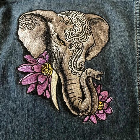 Lotus Embroidery Design, Lotus Embroidery, Lotus Motifs, Elephant Embroidery, Animals Embroidery, Animal Embroidery Designs, Indian Elephant, Indian Culture, Animal Embroidery