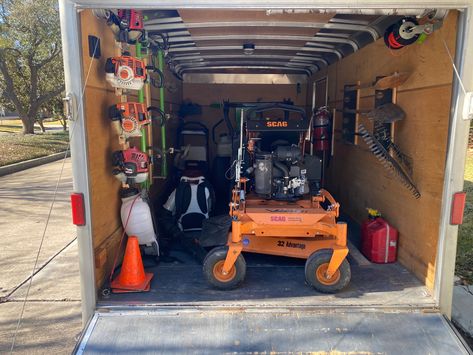 Lawn Care Trailer Setup Diy, Lawncare Trailer Ideas, Landscape Trailer Ideas, Landscaping Trailer, Lawn Equipment Storage, Trailer Workshop, Lawn Trailer, Mowing Business, Business Equipment