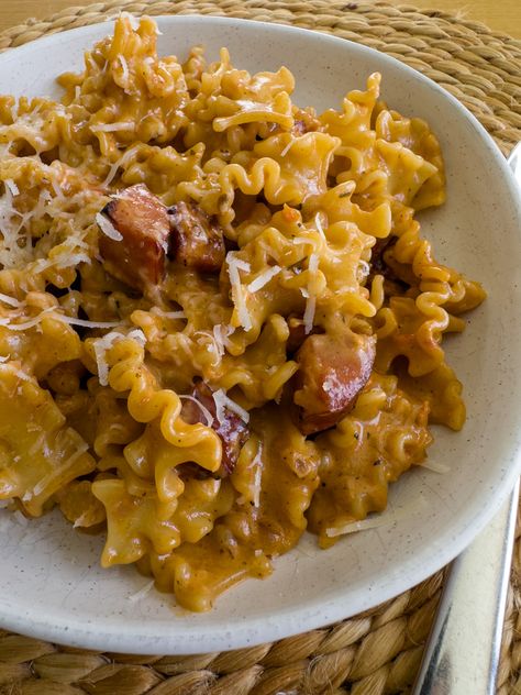 Creamy Chorizo Pasta - Simple Home Edit Chorizo Pasta Recipes, Pork Pasta, Chorizo Pasta, Sweet Chilli Chicken, Roast Pumpkin Soup, Slow Cooker Breakfast, Creamy Garlic Chicken, Home Edit, Recipe Simple