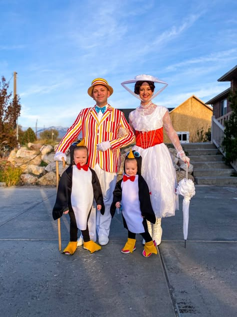 Mary Poppins Group Costume, Mary Poppins Halloween Costume Family, Marry Poppins And Bert Costume, Mary Poppins Family Costume Ideas, Mary Poppins Costume Family, Ducktales Costume, Barbie Family Halloween Costumes, Mary Poppins Trunk Or Treat, Mary Poppins Family Costume