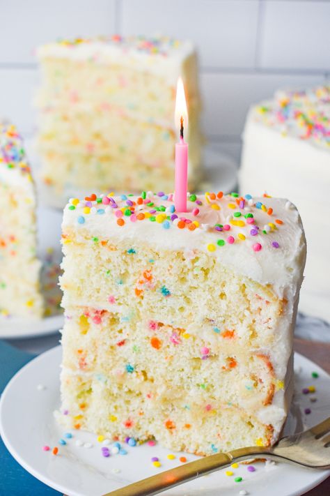 Funfetti Cake Funfetti Cake From Box Cake Mixes, Recipes Using Funfetti Cake Mix Boxes, Pillsbury Funfetti Cake Mix Recipes, Funfetti Cupcakes From Box Cake Mixes, Moist Funfetti Cake, Best Funfetti Cake Recipe, Family Deserts, Funfetti Cake Mix Recipes, Homemade Funfetti Cake