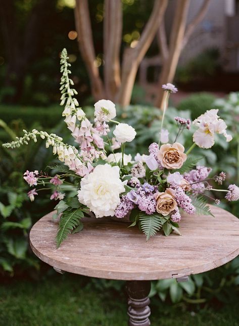 Lilac Wedding Florals, May Wedding Flowers, Romantic Garden Party, Wedding Mantle, Spring Soiree, Lavender Wedding Flowers, Violet Wedding, English Garden Wedding, Spring Floral Arrangements