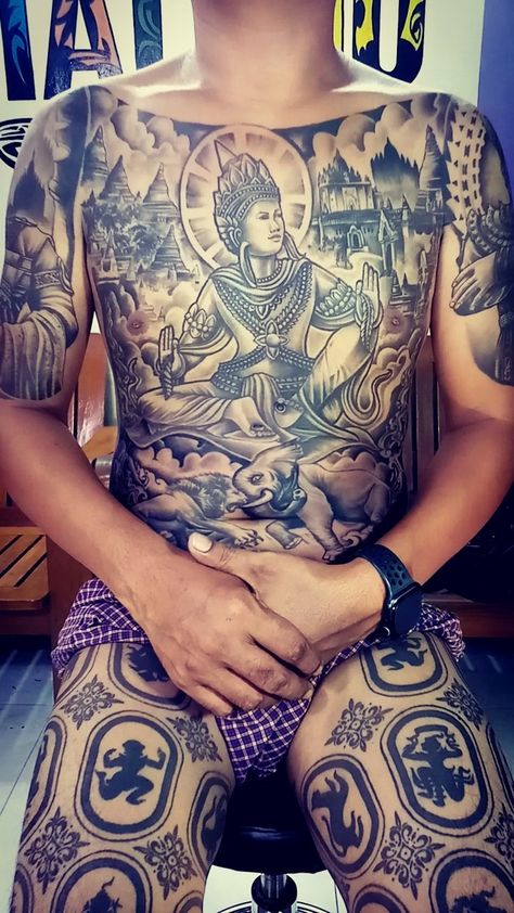 မာယာ Tattoo Photos, Myanmar Tattoo, Japanese Back Tattoo, Unique Tattoos For Men, Bone Tattoo, Thai Tattoo, Back Tattoos For Guys, Collar Bone Tattoo, Collar Bone