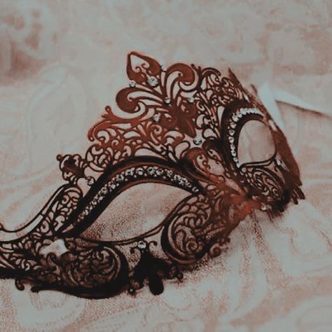 Heiress Aesthetic Dark, Red Royalty Aesthetic, Masquerade Ball Aesthetic, Ruby Aesthetic, Masquerade Aesthetic, Red Masquerade, Black Masquerade, Black Masquerade Mask, Vampire Masquerade