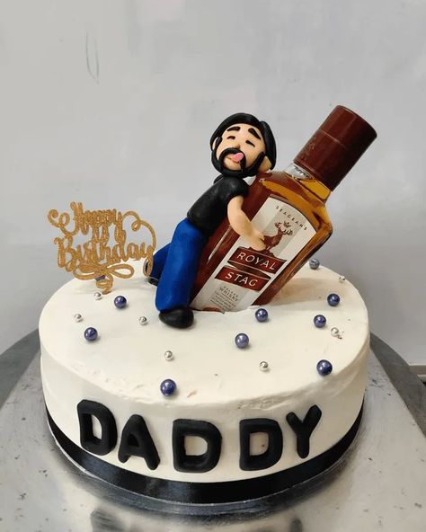 Alcohol Cake Design Images (Alcohol Birthday Cake Ideas) Cake Design For Men Funny, Cool Cakes For Men Birthdays, Alcohol Design Cake, Alcoholic Cake Design, Alcoholic Birthday Cake, Liquor Cake For Men, Cake Beer Design, Cakes For 50th Birthday Men, Funny Cake Designs For Men