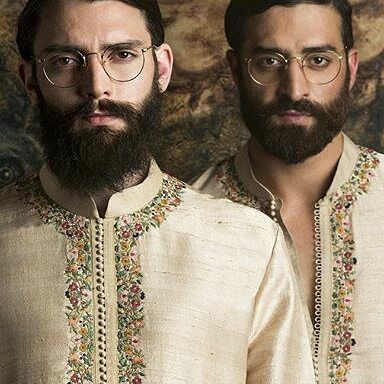 Sabyasachi Menswear, Menswear Kurta, Boys Kurta Design, Accessories For Wedding, Latest Designer Dresses, Kurta Men, Boys Kurta, Mens Wear, October 10