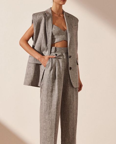 Linen Suits Women, Sleeveless Blazer, Shirt Dress Summer, Shona Joy, Linen Suits, Linen Suit, Linen Jacket, Tailored Blazer, Vest Outfits