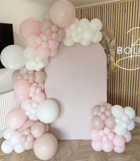 Pink White Balloon Set: Incl. 128 balloons. White 5inch*16PC 10inch*30PC 18inch*2pcs Pink 5inch*16PC 10inch*25pcs 24inch*1PC Dark Pink 5inch*16pcs 12inch*20pcs 18inch*2pcs Includes balloon tape, fishline, adhesive dots and rubber rings. ❤ More pink balloons :https://www.etsy.com/de-en/shop/JmiaDeutschland?section_id=41720826 Soft Pink Gold Balloon Garland, Circle Backdrop With Pink Balloons, White Pink Gold Baby Shower Theme, Pink Neutral Balloon Arch, Baby Pink And Rose Gold Party, Pink White Silver Garland, Light Pink And Rose Gold Baby Shower, Blush Pink And Nude Birthday Party, Pink And Eucalyptus Balloon Arch