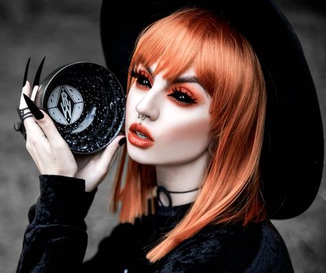 Beatriz Mariano, Halloween All Year, Vampire Pictures, Long Stiletto Nails, Goth Subculture, Band Photography, Pumpkin Season, Gothic Girls, Costume Makeup