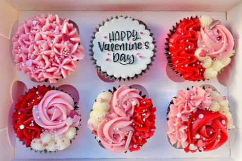 Valentines Theme Desserts, Valentine's Day Cupcakes Ideas, Cute Valentines Cake, Valentine Cupcake Decorating Ideas, Valentines Day Cupcakes Ideas, Valentine Cupcake Ideas, Cupcakes Valentines Day, Valentines Cupcakes Decoration, Cupcakes San Valentin