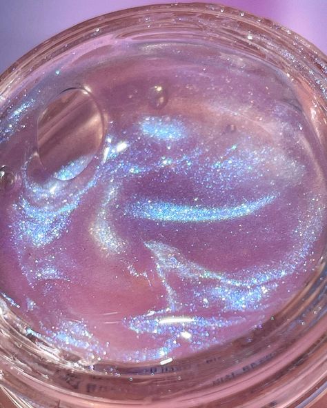 macro gloss goodness 💖 ft. 'panoramic' face & eye gloss - add yours to cart on colourpop.com ✨ - @prettynbaked_ #facegloss #eyegloss #colourpop #duochrome Glitter Liquid, Glitter Gloss, Pink Iridescent, Mermaid Aesthetic, Colourpop Cosmetics, Liquid Eyeshadow, 가을 패션, Purple Aesthetic, Pink Glitter