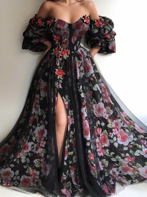 Detailed Black Dress, Ball Gown Dresses, Gorgeous Gowns, Beautiful Gowns, Ball Dresses, Fancy Dresses, Dream Dress, Gorgeous Dresses, Pretty Dresses