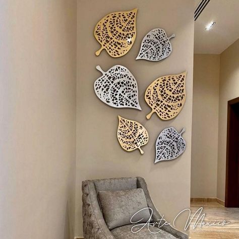 Laser Decor, Wall Decor Trends, Home Office Furniture Design, Wall Shelves Living Room, Table Decor Living Room, Diy Wall Art Decor, Luxury Living Room Design, Art Decor Diy, Black Wall Art