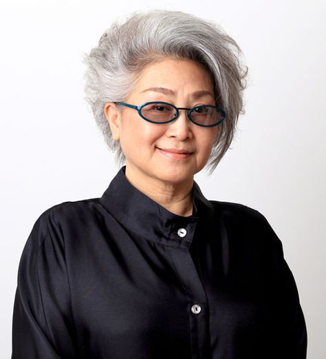 Smart Japanese Hair Idea for Older Women Asian Women Over 50 Hairstyles, Haircut For Asian, Hairstyles For Asian Women, 23 Haircut, Thick Haircut, Japanese Haircut, Japanese Hairstyles, Basic Hairstyles, Hair In The Wind