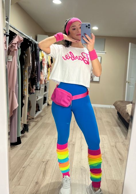 Barbie School Spirit Day, Barbie Day Spirit Week School, Retro Barbie Outfits, Tacky Tuesday Outfits, 80a Fashion, Barbie Day Spirit Week, 80s Barbie Costume, 70s Activewear, 80s Outfits Aesthetic