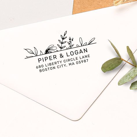 Creative Envelope Addressing, Return Address Stamp Wedding, Drawn Leaves, Secret Wedding, Return Address Wedding, Stamp Ideas, Envelope Art, Return Address Stamp, Letter Stamps