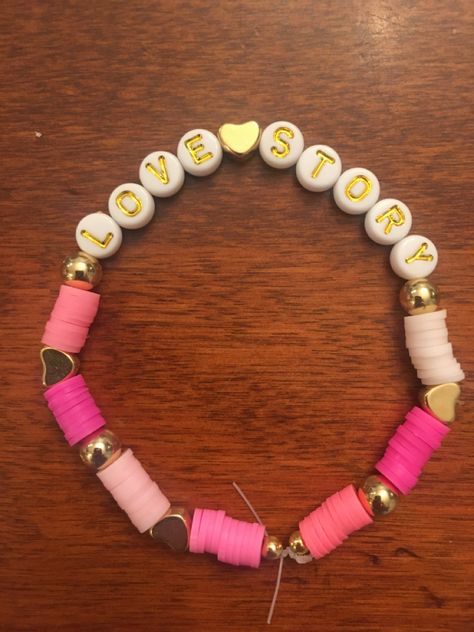 Love story Love Story Bracelet, Taylor Swift Eras Tour, Taylor Swift Eras, Bracelet Ideas, True Story, Eras Tour, Friendship Bracelets, Love Story, Taylor Swift