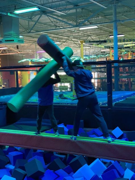 Urban Air Trampoline Park, Get Air Trampoline Park, Urban Air Aesthetic, Trampoline Park With Friends, Trampoline Park Date, Summer Trampoline Sleepover, Trampoline Date, Trampoline Park Aesthetic, Trampoline Aesthetic