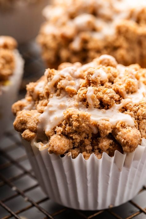 Pumpkin Crumb Cake Muffins, Fall Flavor Muffins, Pumpkin Spice Crumb Cake, Fall Scone Flavors, Moist Muffin Recipe, Pumpkin Crumb Cake, Easy Pumpkin Muffins, Crumb Cake Muffins, Fall Sweets