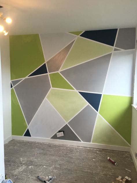 Geometric painted wall - grey, silver, powder blue, apple green & lime! Diy Geometric Decor, Geometric Wall Paint, Wall Paint Patterns, Blue Apple, Lime Paint, Diy Wall Painting, Accent Wall Paint, Bedroom Wall Designs, Bedroom Wall Paint