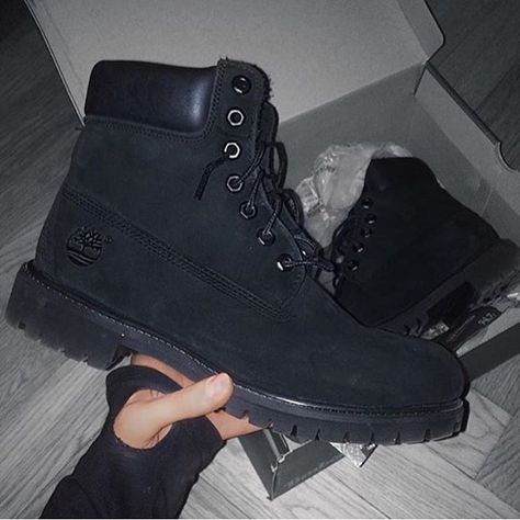 Black wow  #timberland Black Timberland Boots Outfit, Timberland Shoes Women, Бмв X6, Timberland Boots Black, Timberland Boots Outfit, Timberland Waterproof Boots, Timberland Outfits, Timberland Women, Timberland Black