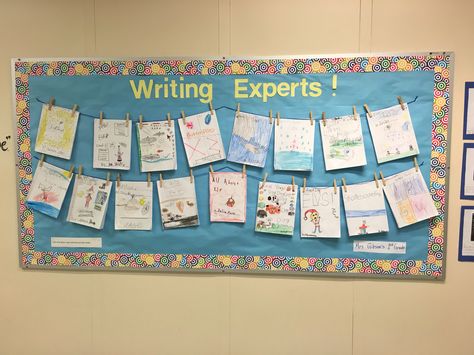 Writing experts bulletin board / displaying student work Writing Display Board Student Work, Writing Bulletin Boards, Holiday Bulletin Boards, Interactive Bulletin Board, English Classroom, Display Board, Student Work, Bulletin Boards, Bulletin Board