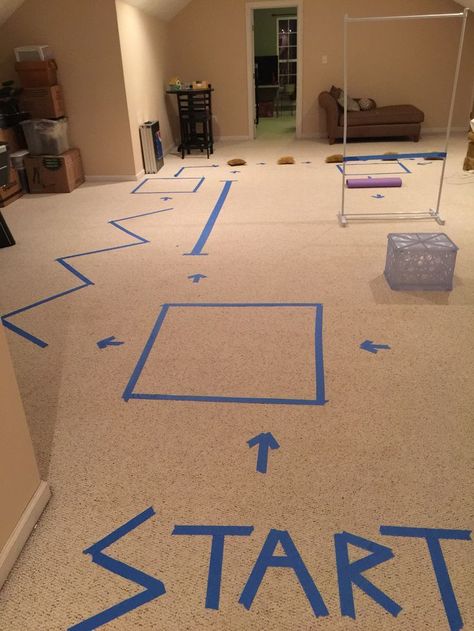 What a fantastic idea! Take away the boredom of a rainy day with a fun indoors obstacle course for kids! Babysitting Activities, Kids Obstacle Course, Rainy Day Activities For Kids, Baby Sitting, Rainy Day Fun, Gross Motor Activities, Aktivitas Montessori, Therapy Room, Indoor Activities For Kids