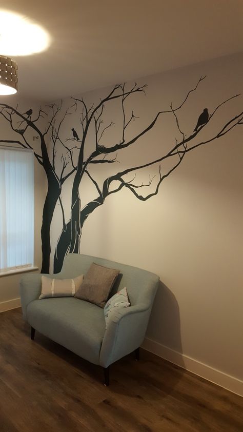 Painted Tree On Wall, Trees Painted On Walls, Tree Painting On The Wall, Simple Wall Painting Ideas, Tree Design On Wall, Wall Mural Ideas, Tree Wall Painting, Simple Wall Paintings, Abstract Wall Mural