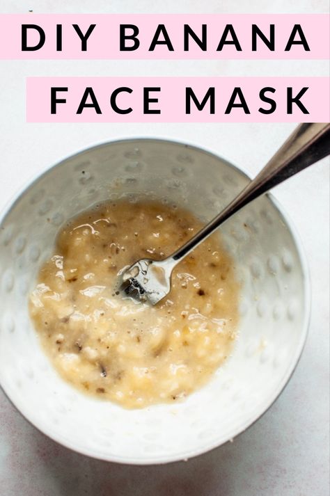 This DIY banana face mask will leave your skin feeling glowing and refreshed. It’s only 3 ingredients and it’s ready in just 3 minutes! It’s so easy to make – why not try it today? Banana Face Mask Diy Glowing Skin, Banana Face Mask For Glow, Banana Facial, Whitening Face Mask, Banana Mask, Banana Face Mask, Spa Recipes, Lose Stomach, Turmeric Face