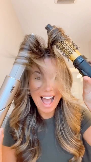 Shark Style Hair, Shark Blow Dryer, Shark Hair Dryer Tutorial, Shark Flex Style Hair Dryer, Shark Flex Style Curls, Shark Hair Curler, Shark Flex Style Short Hair, Curling Blow Dryer, Shark Flex Style Hair Tutorial