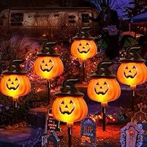 Halloween Decorations Outside, Orange Jack O Lantern, Halloween Yard Displays, Outside Halloween Decorations, Halloween Diy Outdoor, Solar Pathway Lights, Pathway Lights, Walkway Lights, Classic Halloween