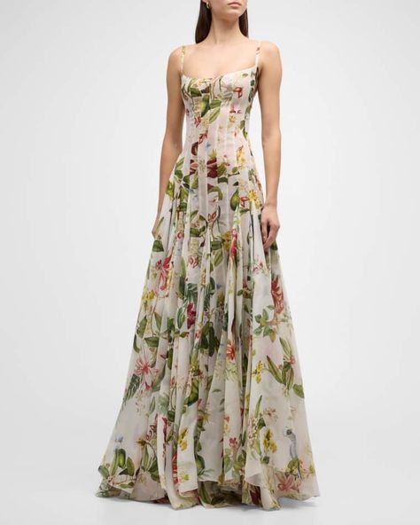 B8ZKQ Oscar de la Renta Sleeveless Floral And Fauna Gazar Gown Gazar Gown, Elegant Backless Dress, Floral And Fauna, Wide Leg Jeans Cropped, Backless Dresses, Floral Printing, Camisole Dress, Leopard Print Blouse, Only Fashion