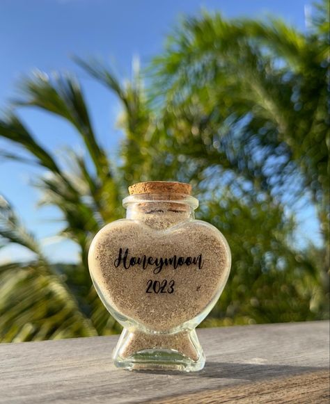 Honeymoon Sand Jar, Hawaii Honeymoon Aesthetic, Sand Jar, Honeymoon Aesthetic, Bride Essentials, Groomsmen Grey, Hotel Ideas, Honeymoon Ideas, Honey Moon